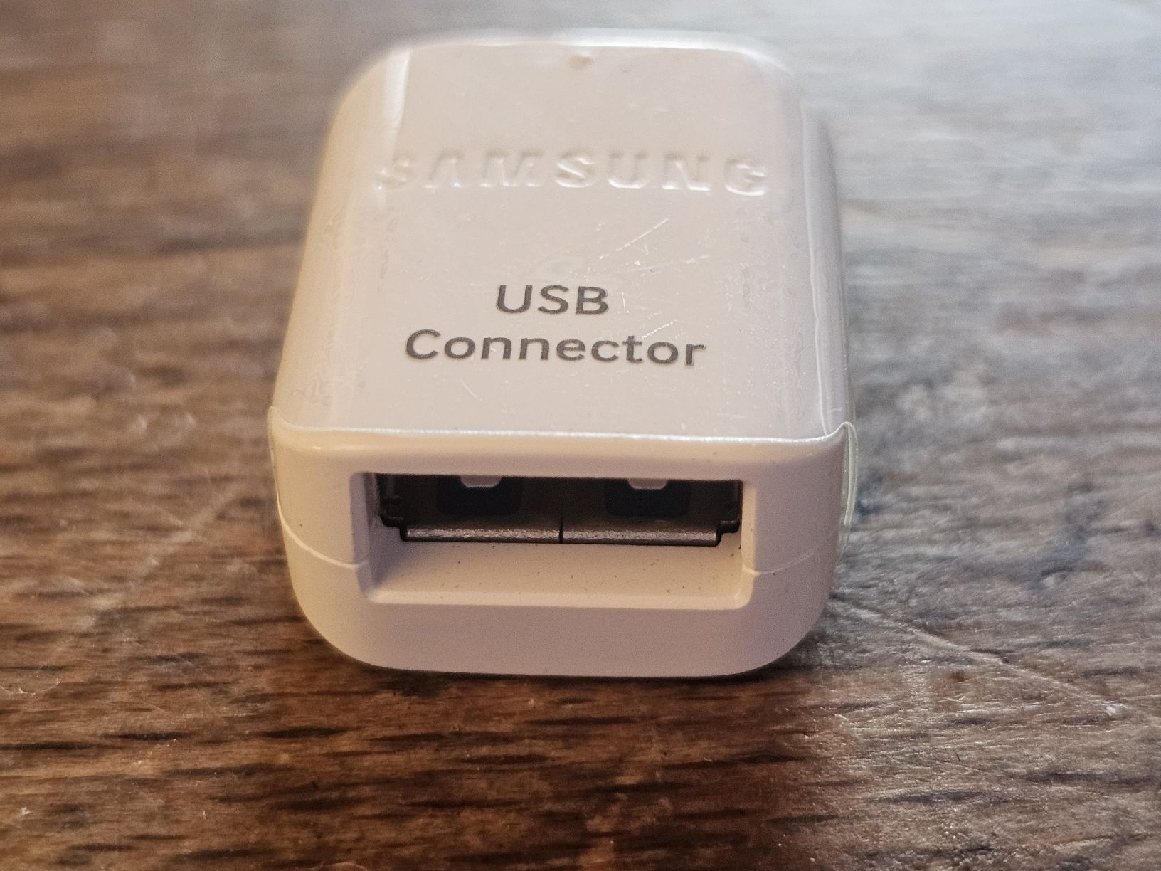 Samsung Unità & Adattatore: NEW Samsung USB Connector – Nuovo (secondo la descrizione) da Monte Carasso venduto da giave 1