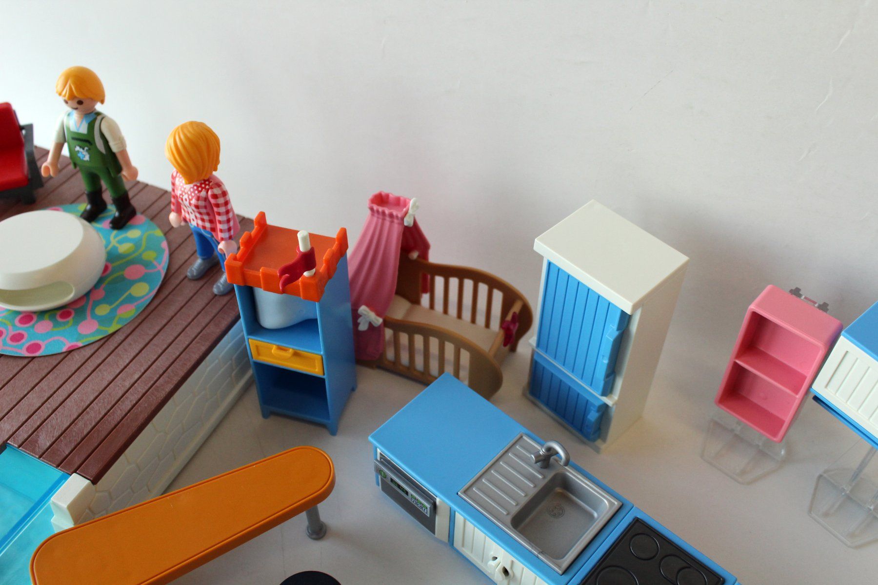 Playmobil Giocattoli: PLAYMOBIL - Konvolut mit Auto, Möbel, Pool – Usato da Roggwil BE venduto da Hemhem 6