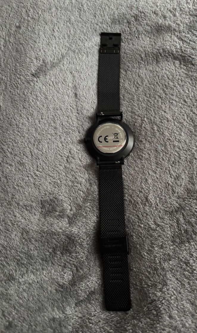 Cluse Montres: Montre CLUSE noir Matt – Neuf avec emballage d'origine à Onex par ile_sf9n 2
