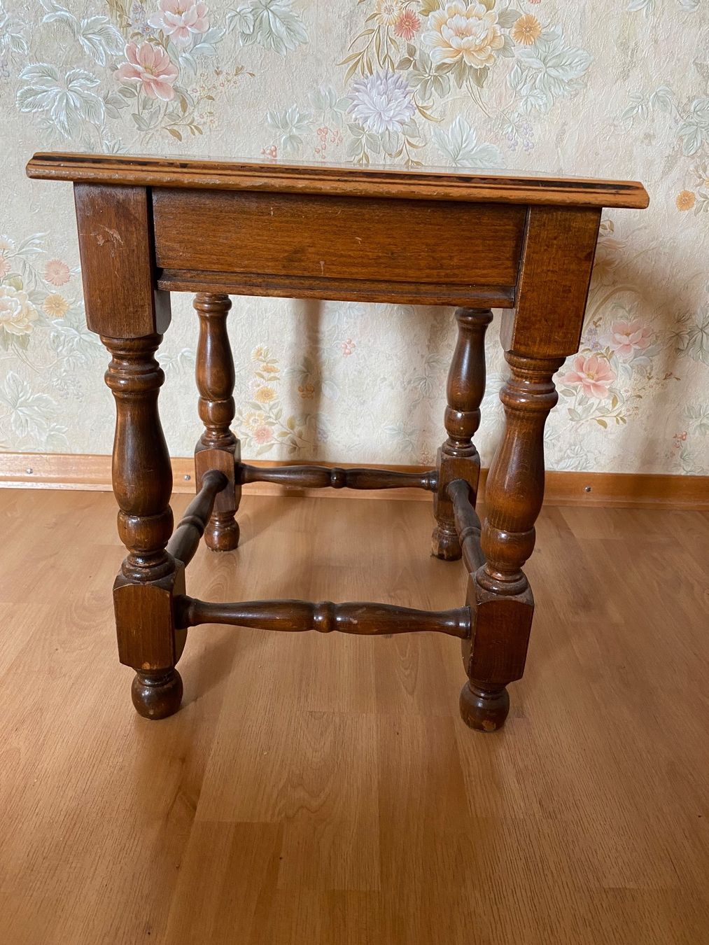Altro in Decorazioni & Accessori: Petite table en bois – Usato da Bussigny venduto da jotryfs 4