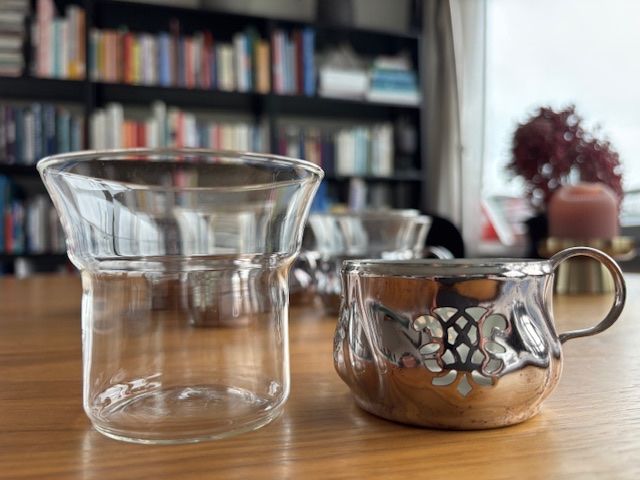 Tassen: Tee/Kaffeegläser – Gebraucht aus Uetikon am See von reto.blasi 1