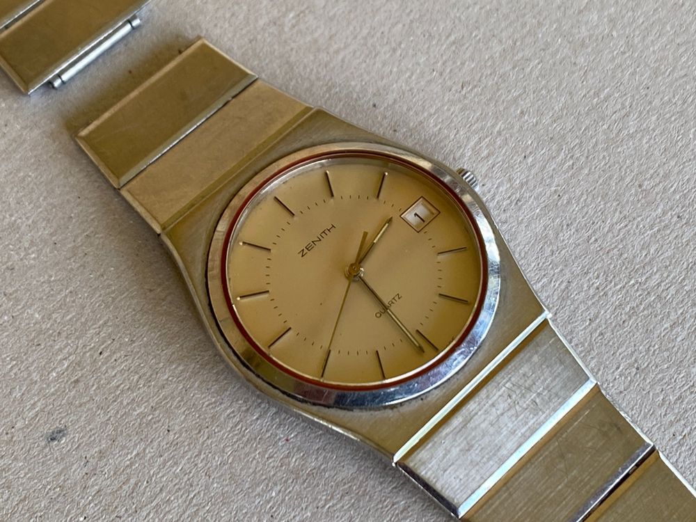 Vintage Uhr ZENITH Quartz Herren Uhr (Defekt) in Einigen für CHF