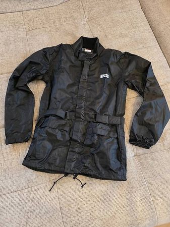 Neue Töffbekleidung / Regenhose / Regenjacke / Motorrrad