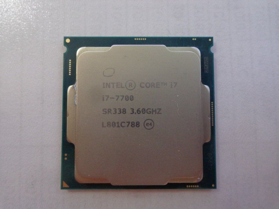 Intel PC: Intel Core i7-7700, 4x 3.60 GHz – Usato da Gontenschwil venduto da Ch_suk