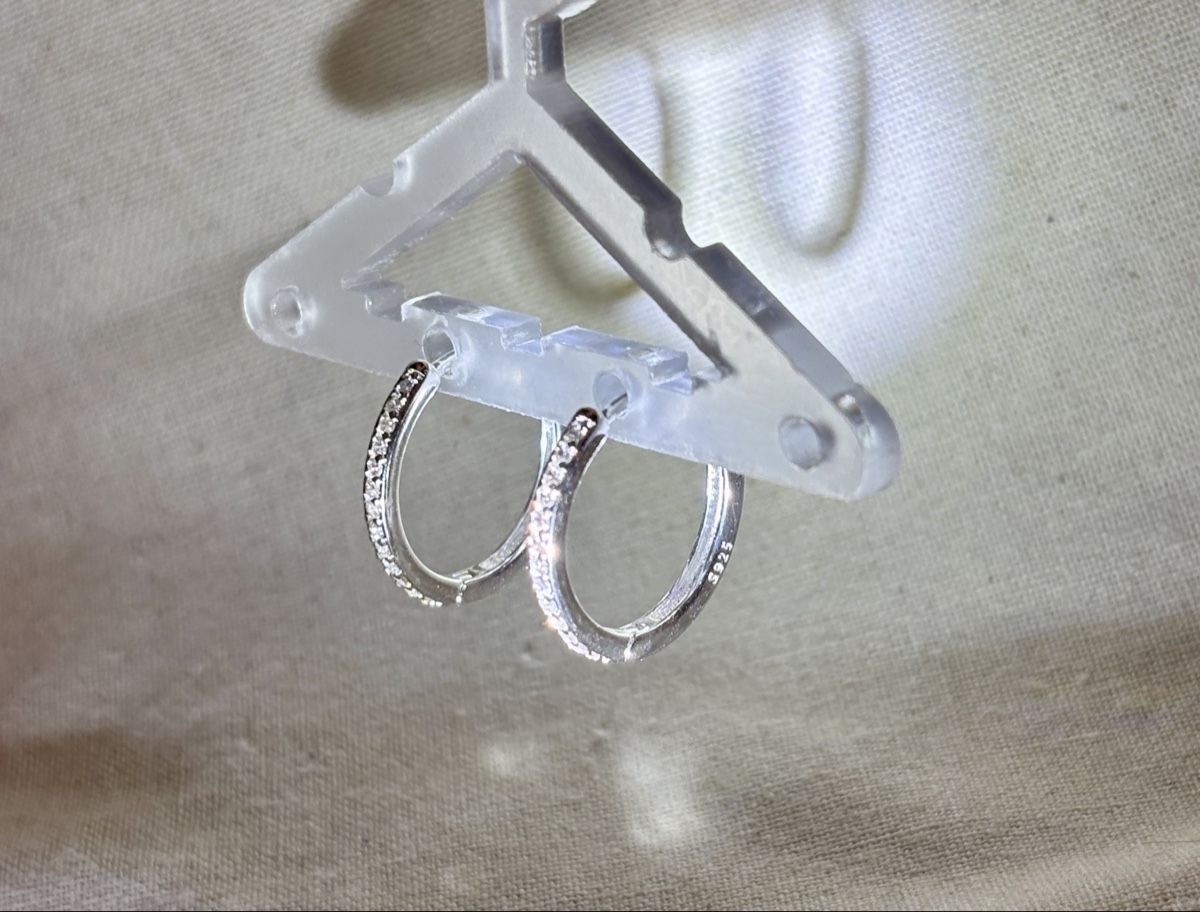 Orecchini pendenti & Orecchini a lobo: Silver 925 Hoop Earrings with Stones – Nuovo (secondo la descrizione) da Nyon venduto da My_wardrobe 2