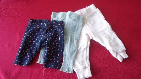 3 Leggings Baby  Grösse 68 guter Zustand