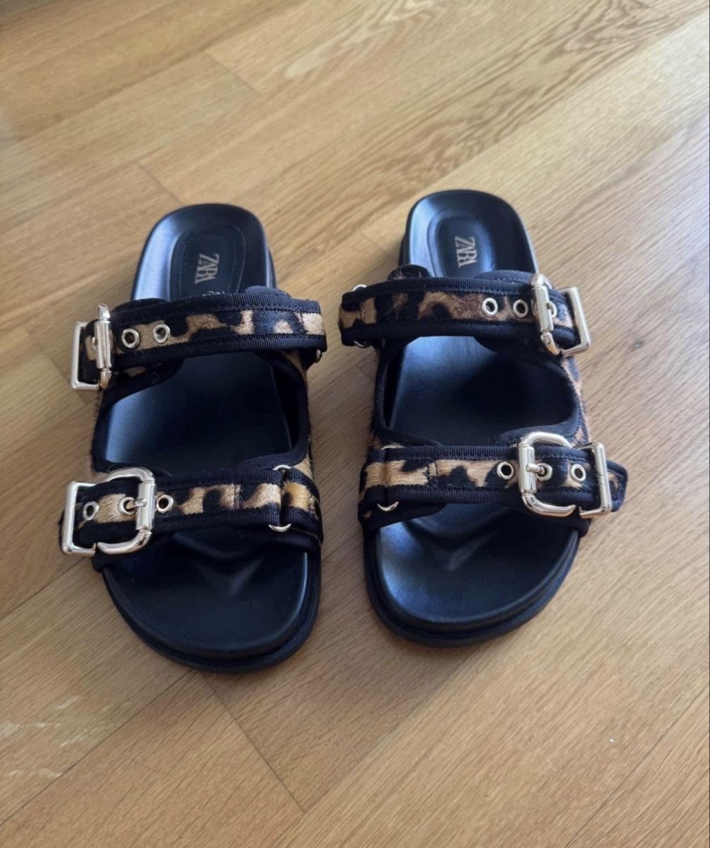 Zara Scarpe da donna: Zara Sandale/ Pantolette Gr 36 Leder Leopard – Usato da Unterengstringen venduto da Cuz_5555