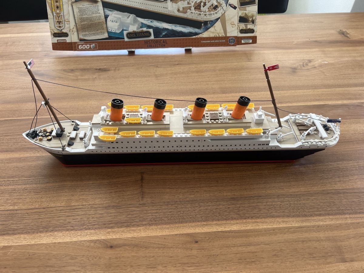 Cobi Kit di costruzioni: COBI RMS Titanic Building Blocks Set – Usato da Zürich venduto da JuneBaby12 1