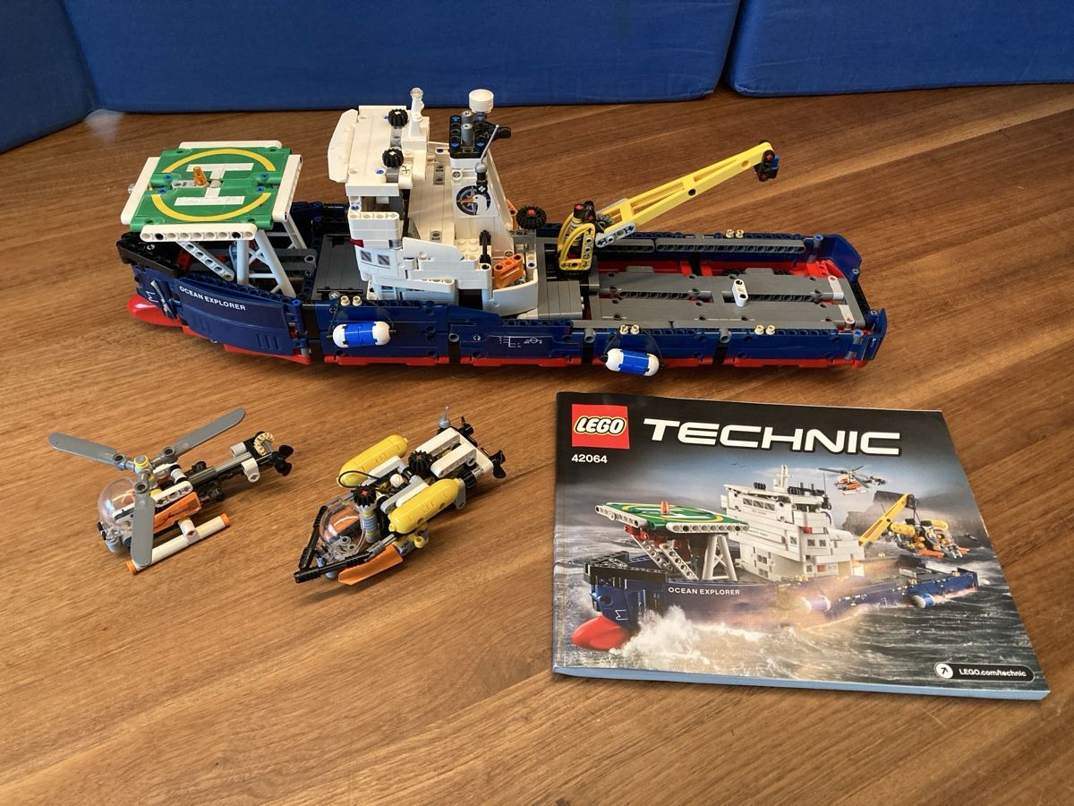 Lego Giocattoli: Lego Technic, Forschungsschiff – Usato da Ittigen venduto da Dedo07