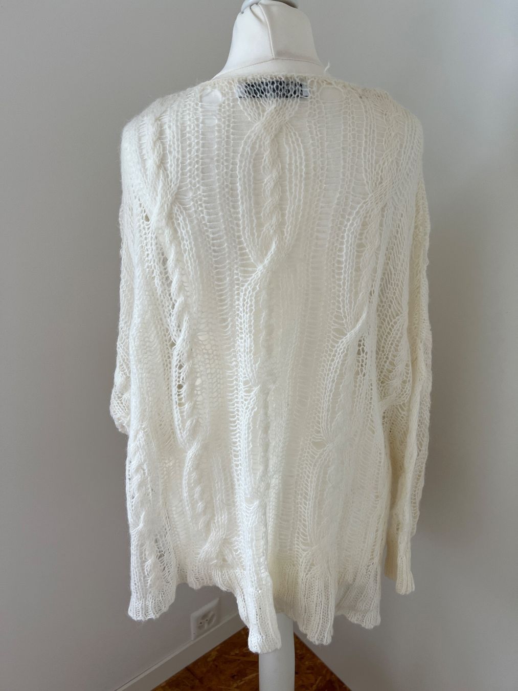 Zara Maglioni & Felpe: ZARA Oversize Strickpullover Cremeweiß mit Zopfmuster Gr. XS – Usato da Büetigen venduto da Jabo 2