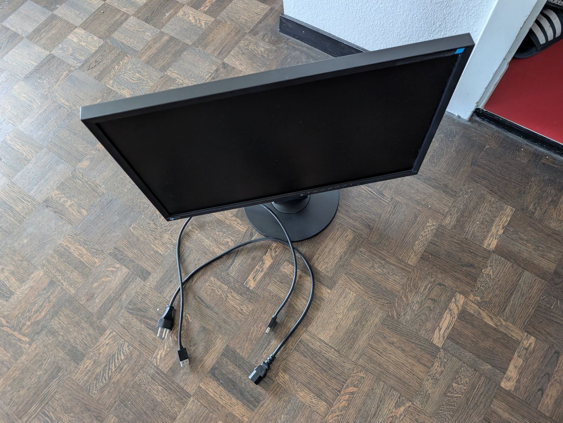 Eizo Ecrans: Eizo FlexScan EV2216W - 22" LCD Bildschirm – D'occasion à Winterthur par fae 3