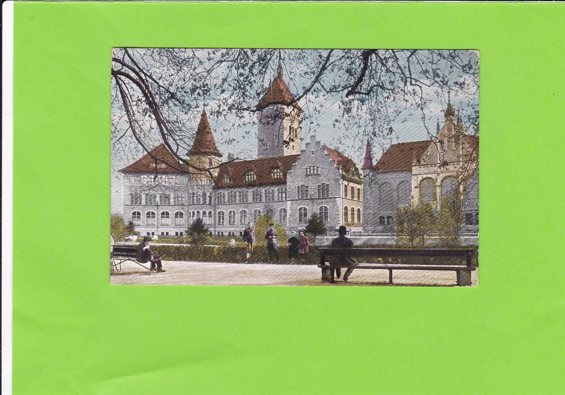 Cartoline postali: Zürich-Landesmuseum--belebt – Usato da St. Peterzell venduto da neckertal