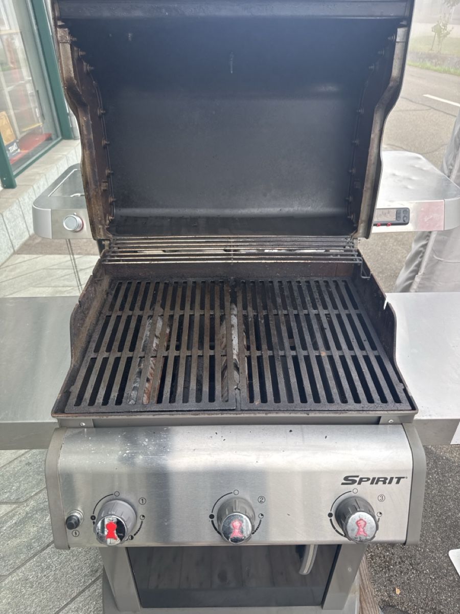Griglie: Weber Spirit E310 – Usato da Bassersdorf venduto da Brunneronline 1