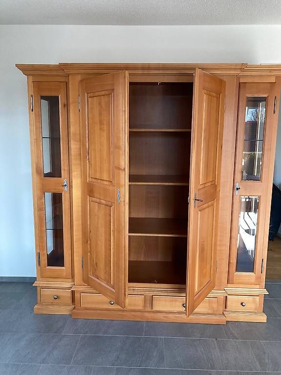 Armoires: Kirschbaumschrank – D'occasion à Galgenen par Hacega 1