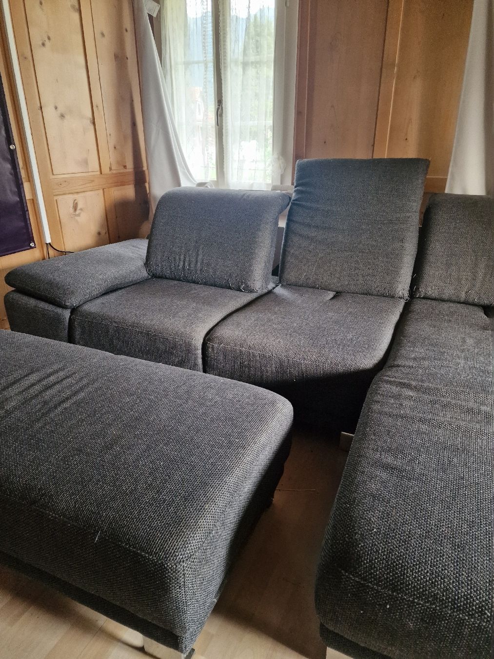 Sofas: Grosses Sofa ab 1.- – D'occasion à Studen SZ par TobiGrueni 1