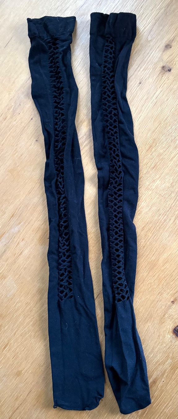 Calze & Collant: Halterlose Strümpfe/Straps blickdicht Lochmuster Gothic,Gr.S – Nuovo (secondo la descrizione) da Siblingen venduto da Vany_McDougall 2