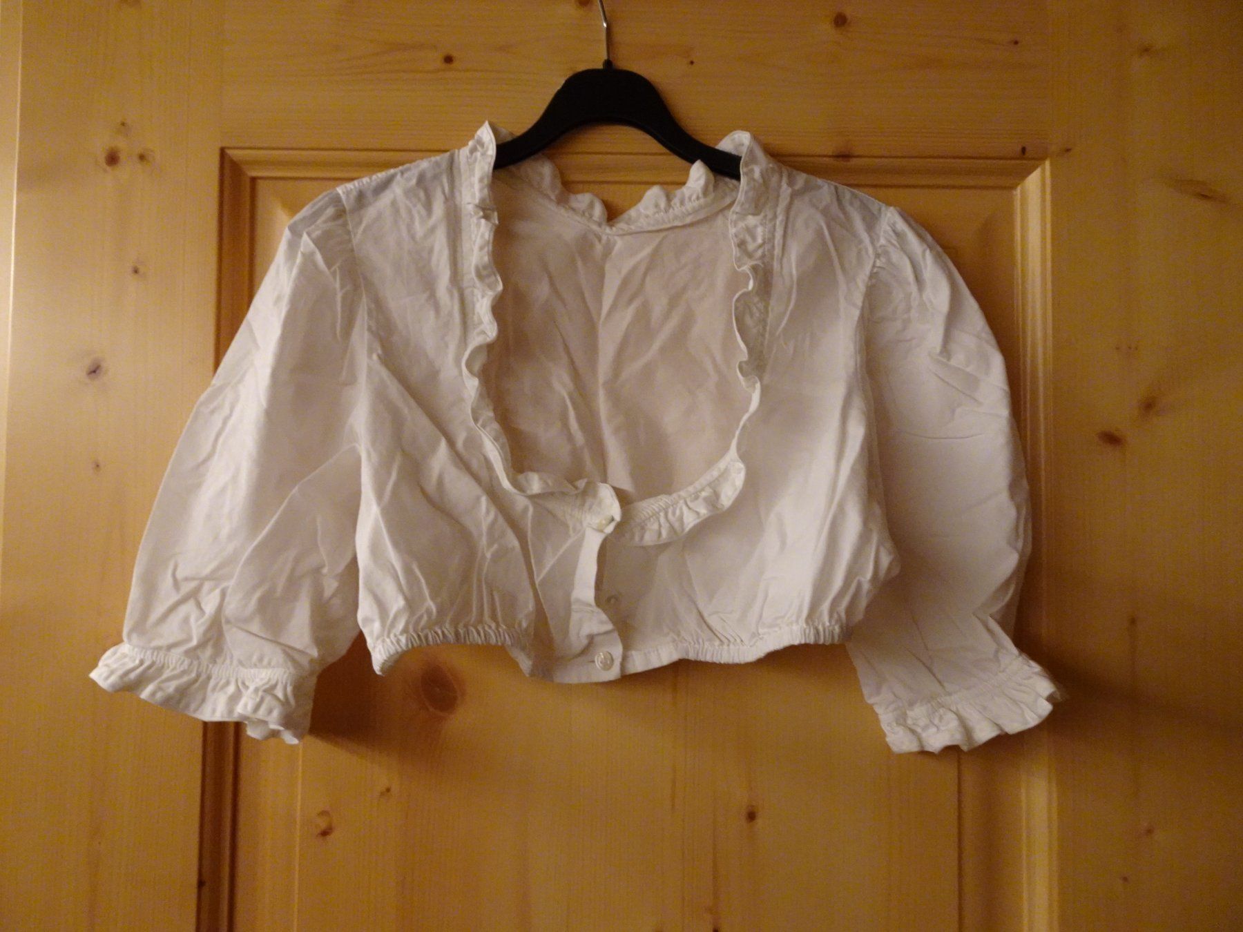 Camicette: Dirndl-Bluse weiss Baumwolle Gr. 42 - 426292 – Usato da Küssnacht am Rigi venduto da Good4Deckeli 2