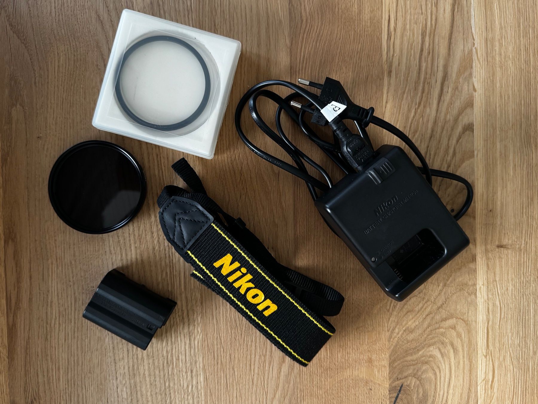 Nikon Kamera: Nikon D7500 mit drei Objektiven – Gebraucht aus Freienbach von sas_26nh 7