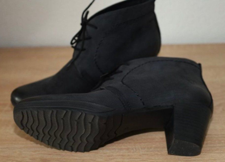 Scarpe da donna: Neue Stiefeletten "Venturini", anthrazit, Gr. 39 – Nuovo (secondo la descrizione) da Sursee venduto da Aniri 2