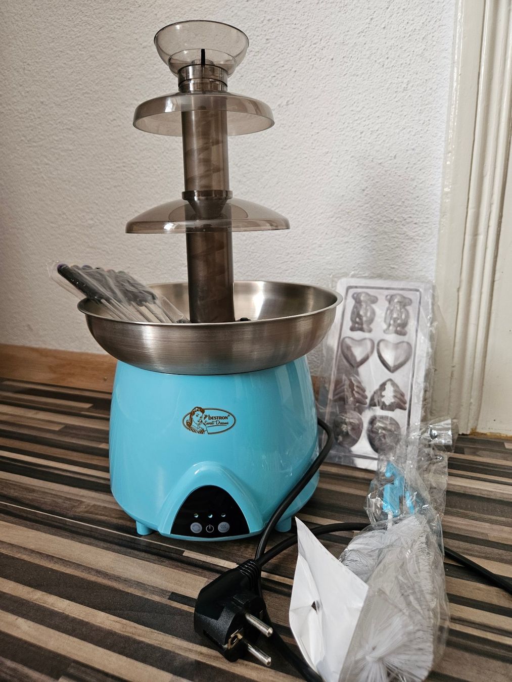 Elettrodomestici da cucina: Schoggibrunnen – Nuovo (secondo la descrizione) da Reinach BL venduto da murphy13