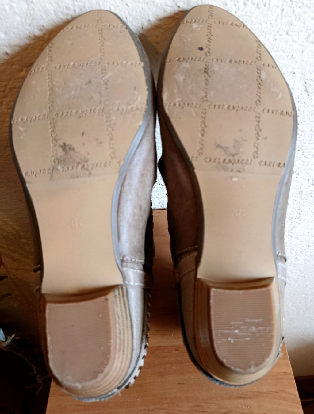 Damenschuhe: Coole Stiefelette grau, Grösse 38 – Gebraucht aus Bern von Delphin77 4