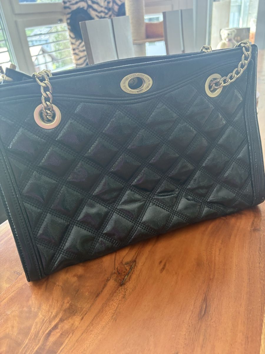 Guess Borse da donna: Guess Handtasche, NP 155 CHF – Nuovo (secondo la descrizione) da Obbürgen venduto da bugi6868 2
