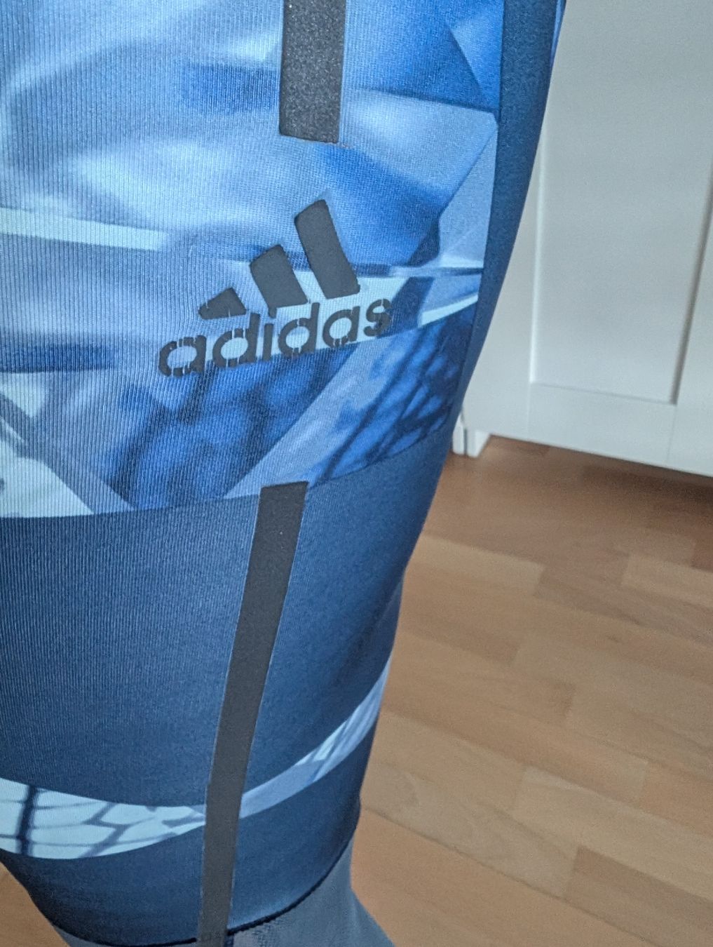 Adidas Leggings: Adidas Sport Leggings – Nuovo (secondo la descrizione) da Wallisellen venduto da sca97 3