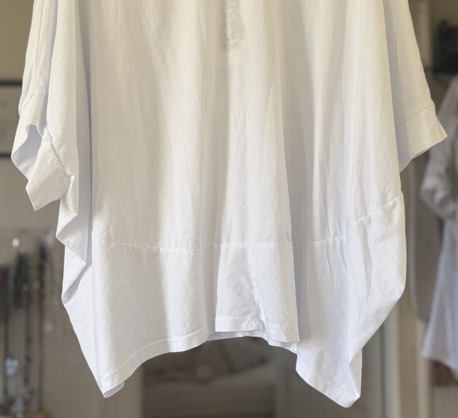T-shirts: T-SHIRT OVERSIZE EN COTON!! M – Neuf avec emballage d'origine à Locarno par NicoNion 3