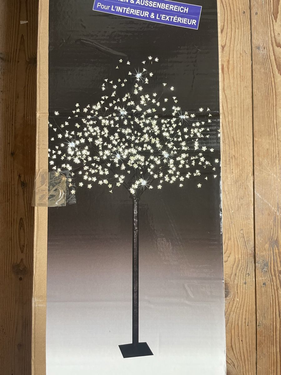 Lampade: Kirschbaum 600LED – Nuovo (secondo la descrizione) da Wohlen AG venduto da moonlightbae10