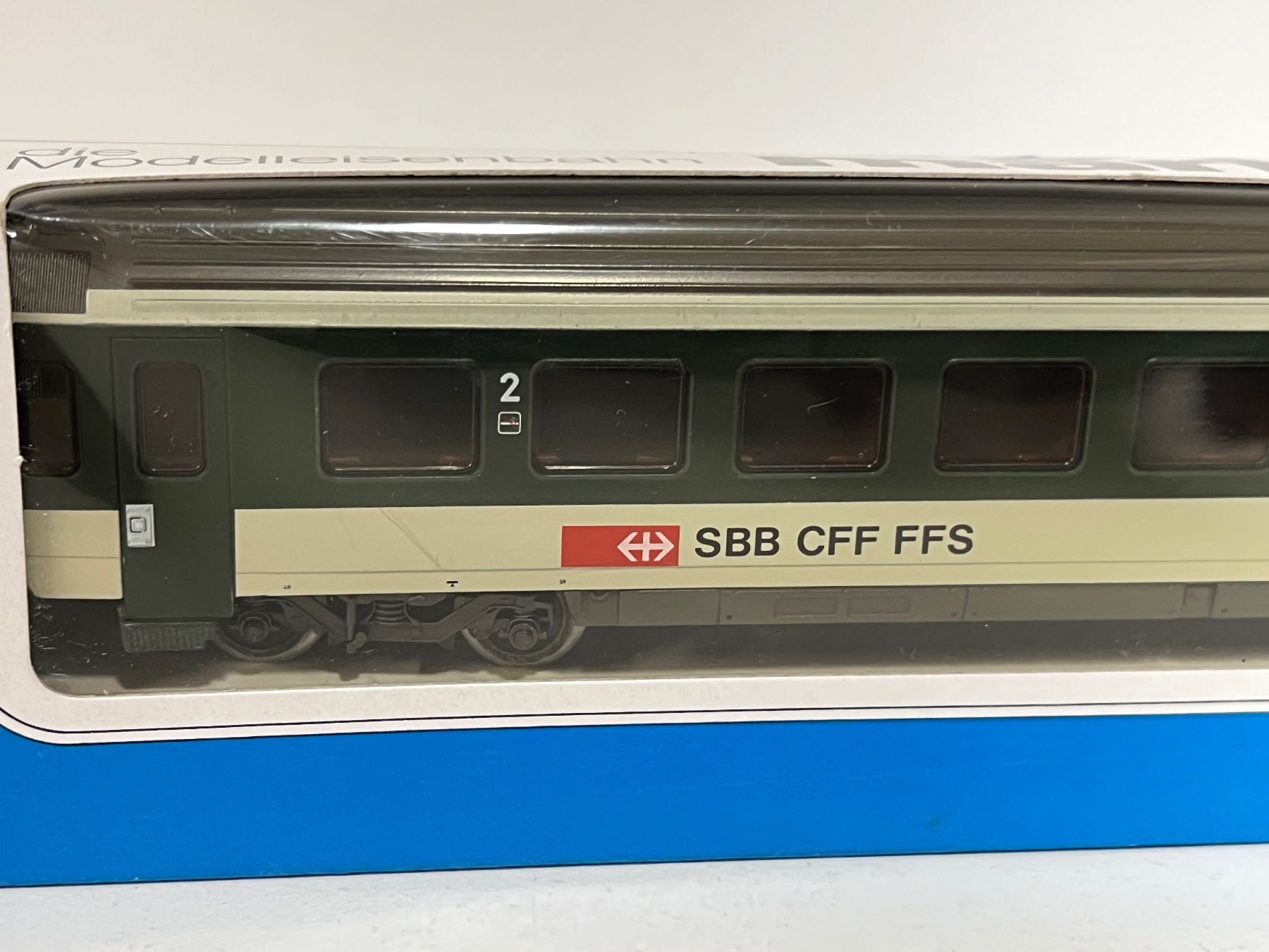 Märklin Modelleisenbahnen: Märklin HO SBB CFF FFS Wagen 2. Klasse – Neu und originalverpackt aus Geroldswil von TopTrain54 1