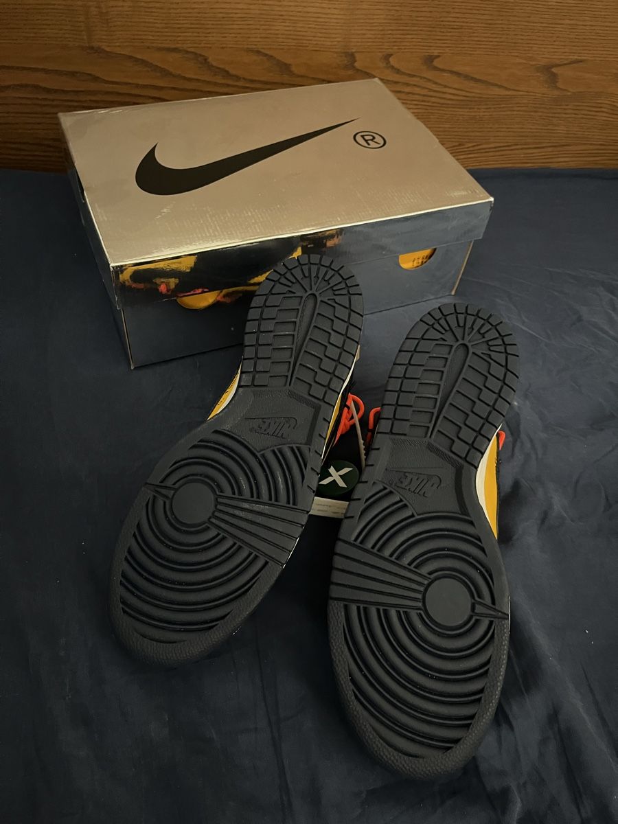 Nike Herrenschuhe: Nike Dunk low x Off White Michigan US 11 DS – Neu und originalverpackt aus Zürich von p.kanne 3