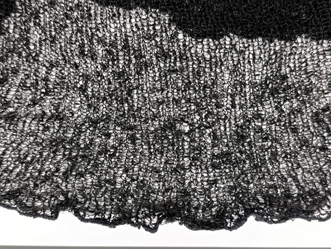 Top: Haut noir en maille légère – Usato da Thielle venduto da Plusvalue_Neuchatel 2