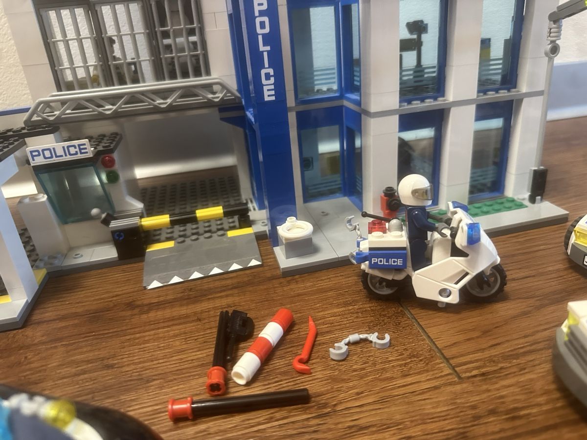 Lego Kit di costruzioni: Lego Polizei  – Usato da Herbriggen venduto da Sehrazade 5