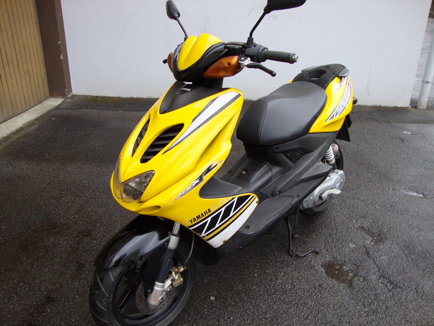 Yamaha Scooter: Yamaha  YQ 50 – Usato da Thun venduto da Velo-7 1