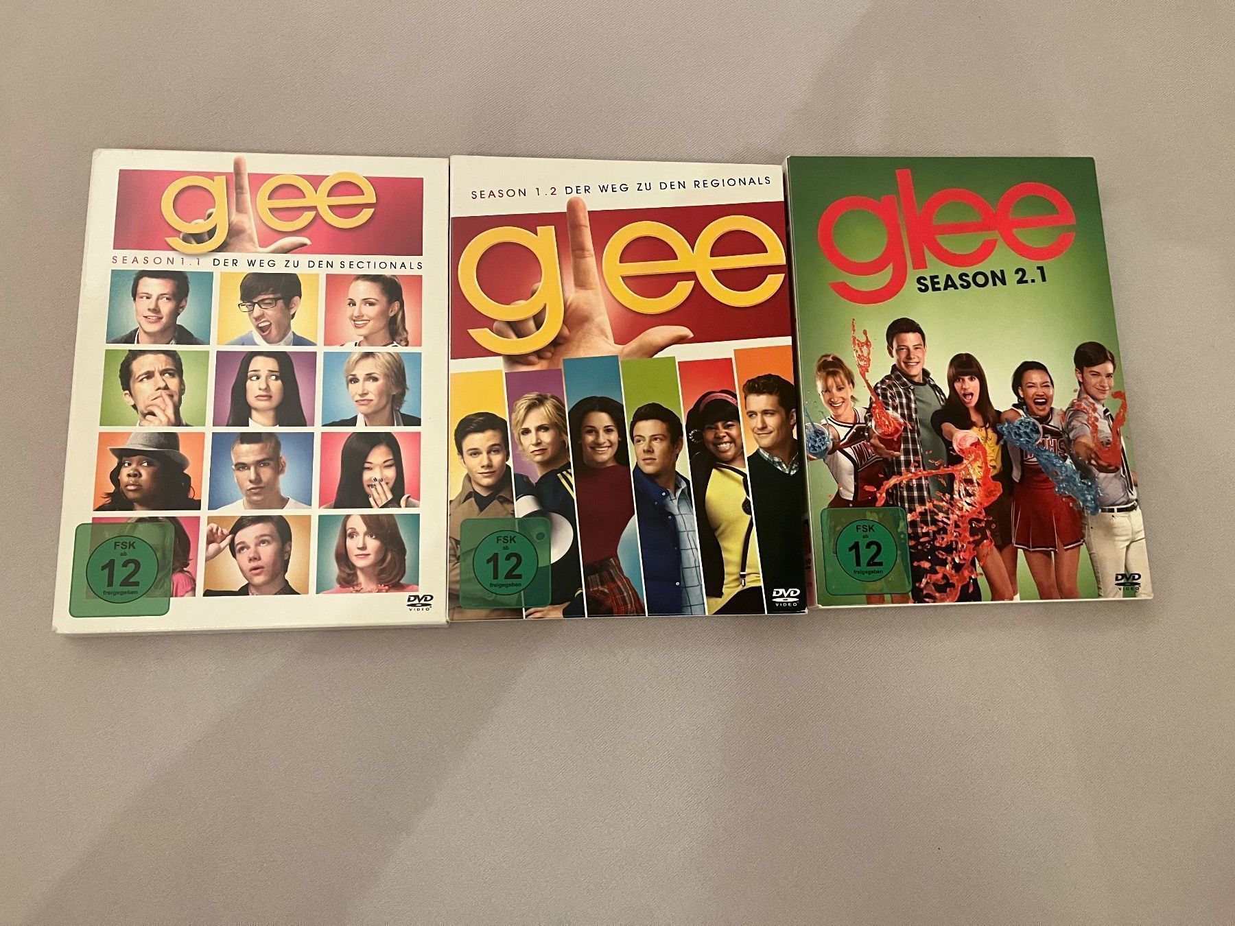 Tutti i DVDs: Glee DVD‘s – Usato da Ermatingen venduto da Alina.W