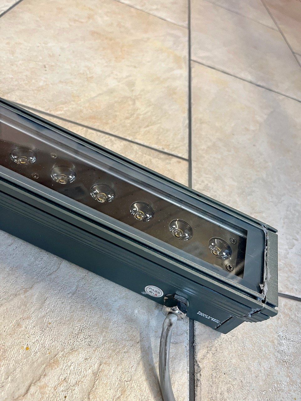 Lampade: LED Leuchtleiste - EUROLITE LED IP T1000 – Usato da Regensdorf venduto da puma_16 4