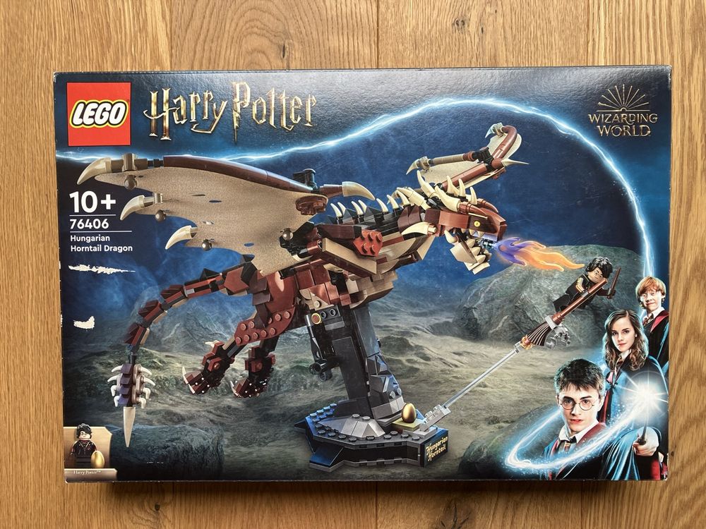 Hungarian Horntail Dragon Display Case for LEGO 76406
