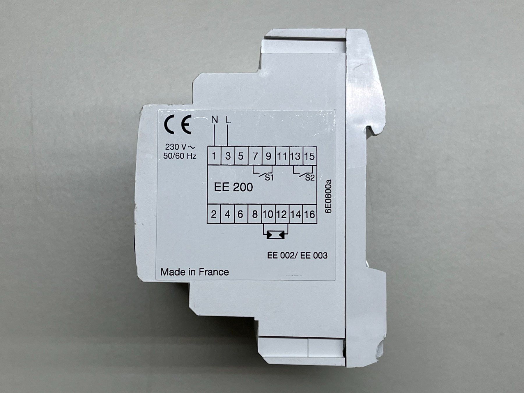 Hager Componenti elettronici: Hager EE 200 Dämmerungsschalter 2-Kanalig – Usato da Jenaz venduto da Speedy350 1