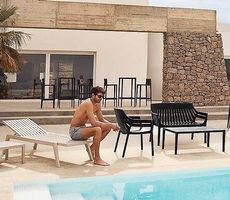 Set mit 4 Sonnenliegen Spritz Vondom Sonnenbaden.