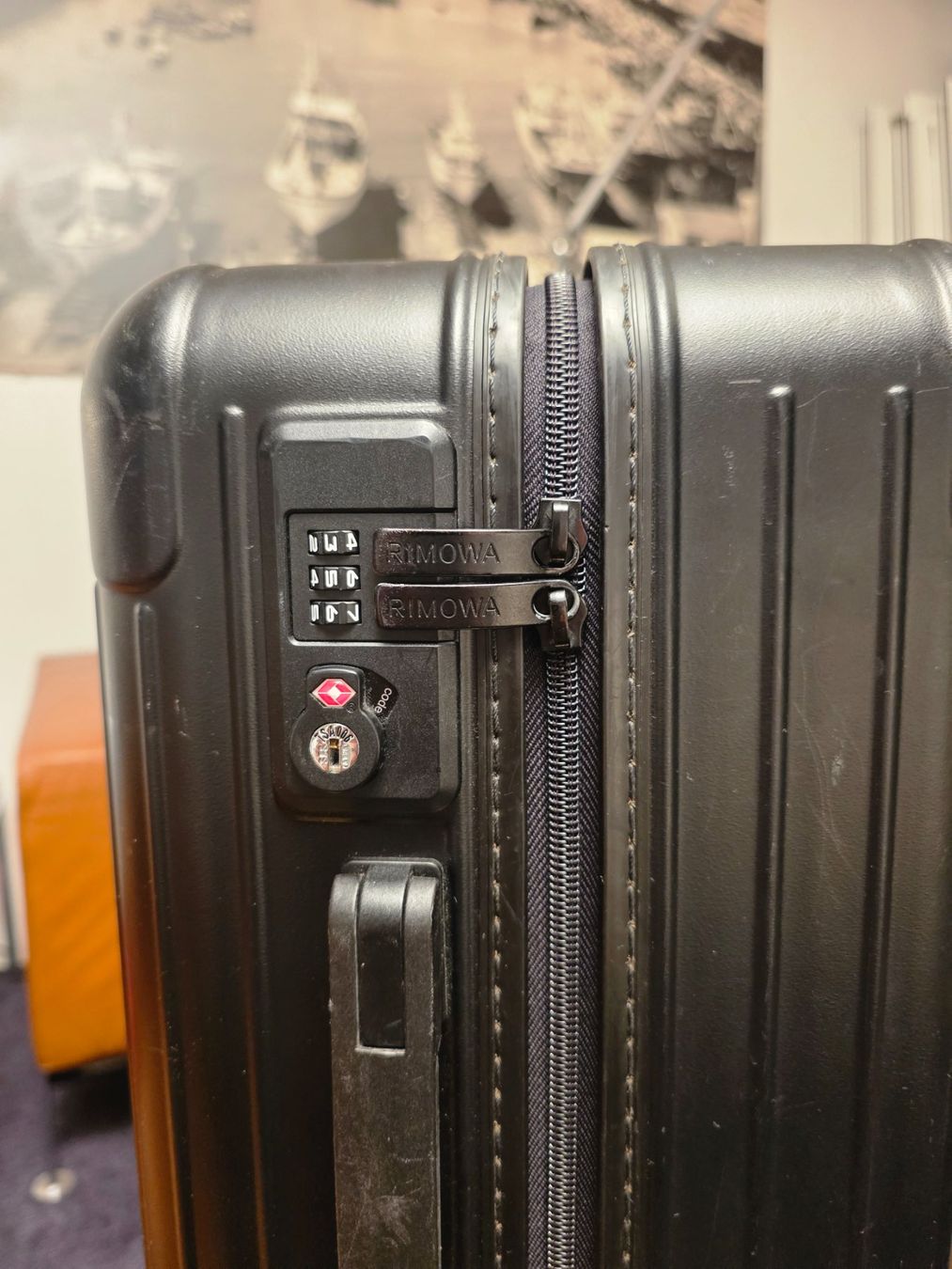 Rimowa Valigie: Rimowa essential cabin sleeve – Usato da Chambésy venduto da olivierGE 5