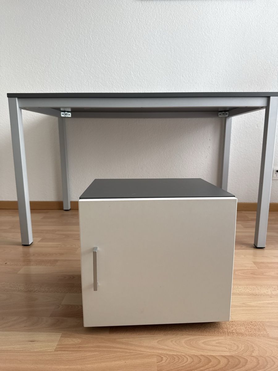 Schreibtische: Schreibtisch mit passendem Schrankwürfel – Gebraucht aus Arnegg von tamaragemperle 3