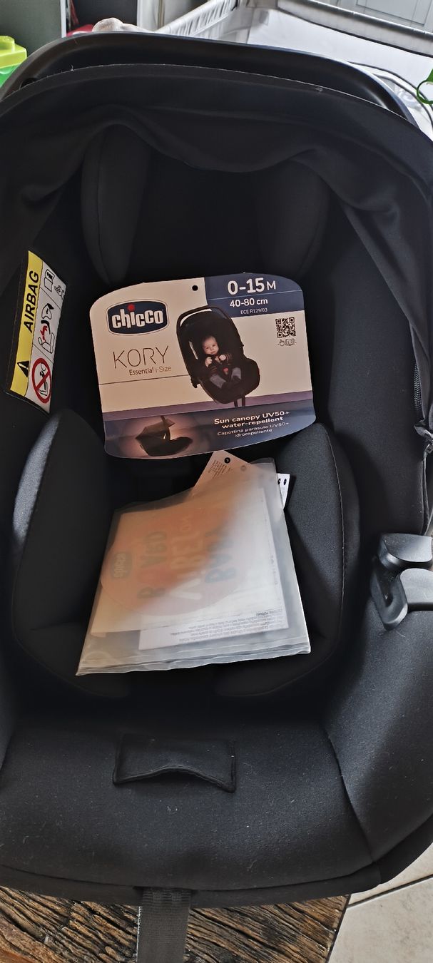 Chicco Seggiolini per auto: Coque siège voiture bébé Chicco Kory – Usato da Les Reussilles venduto da julien123 4