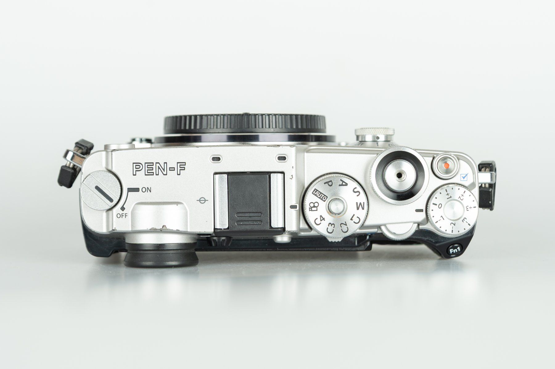 Olympus Fotocamera: Olympus PEN-F Gehäuse – Usato da Frauenfeld venduto da foto_winiger_gmbh 6