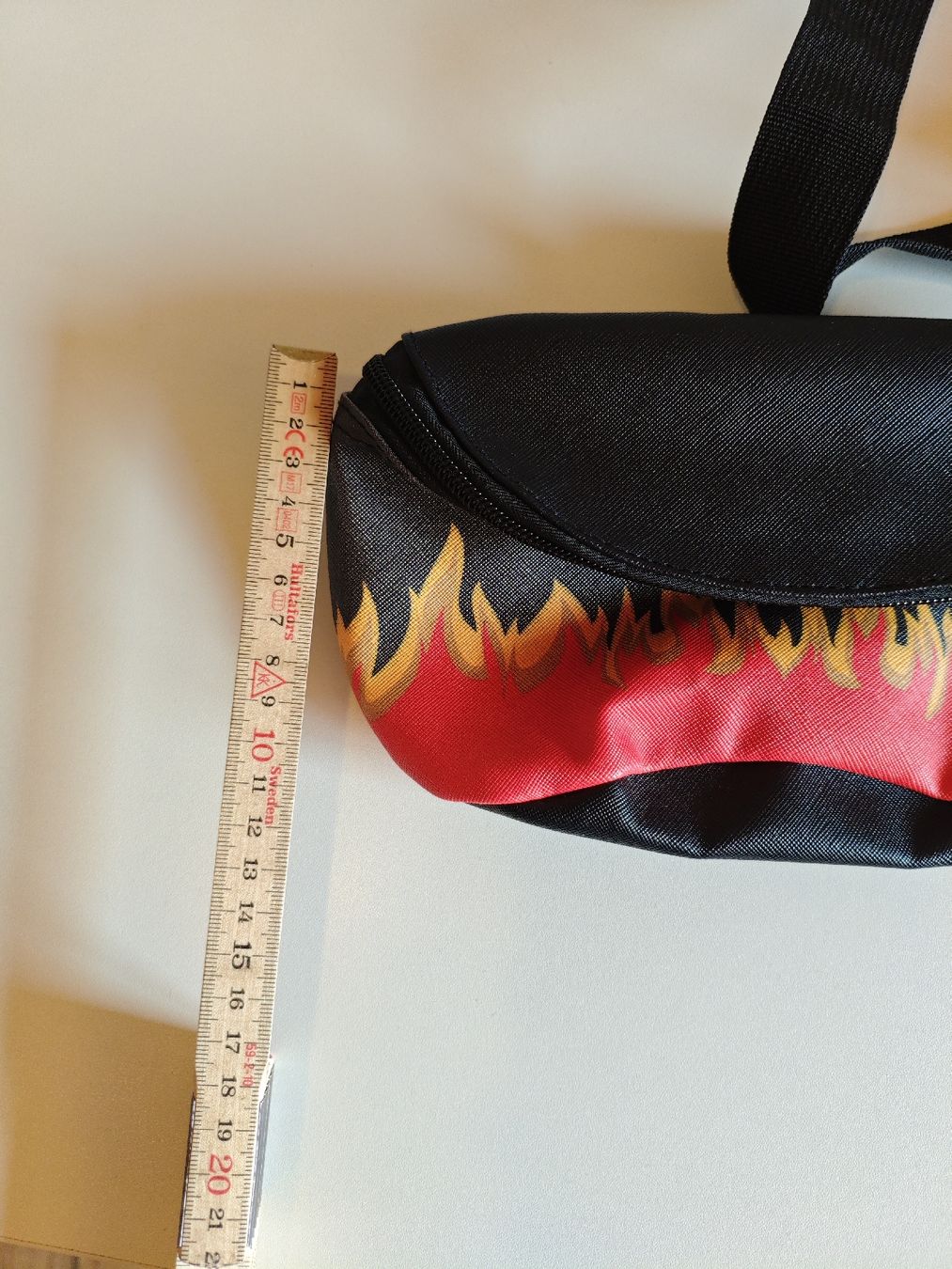 Borse: Bauchtasche mit Flammenmuster – Usato da Unterstammheim venduto da and_kj2n 7