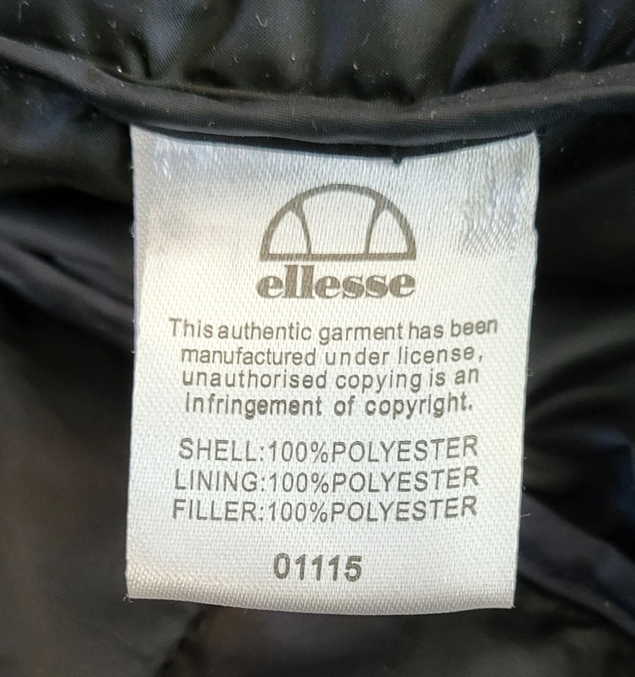 Ellesse Giacche: Ellesse Lombardy Steppjacke XL – Nuovo (secondo la descrizione) da Unterseen venduto da rej_lnk9 7