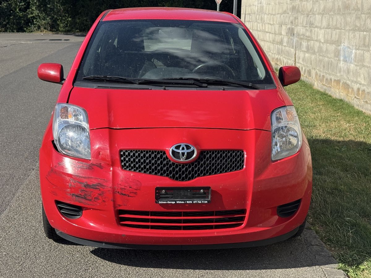 Toyota Autos: Toyota Yaris 1.3 ab MFK – Gebraucht aus Oberentfelden von Blackrose75