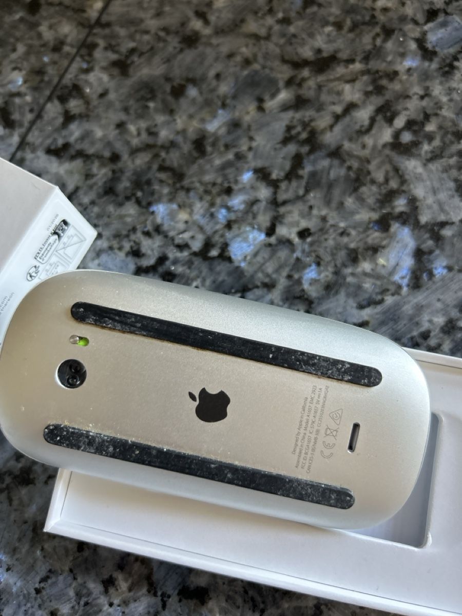 Apple Maus: Used Magic Mouse - lightening cable charging  – Neu (gemäss Beschreibung) aus Basel von kst_27ts 1