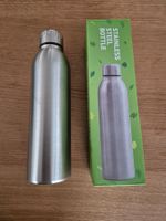 Gourde acier inoxidable, neuve, 500 ml, étanche