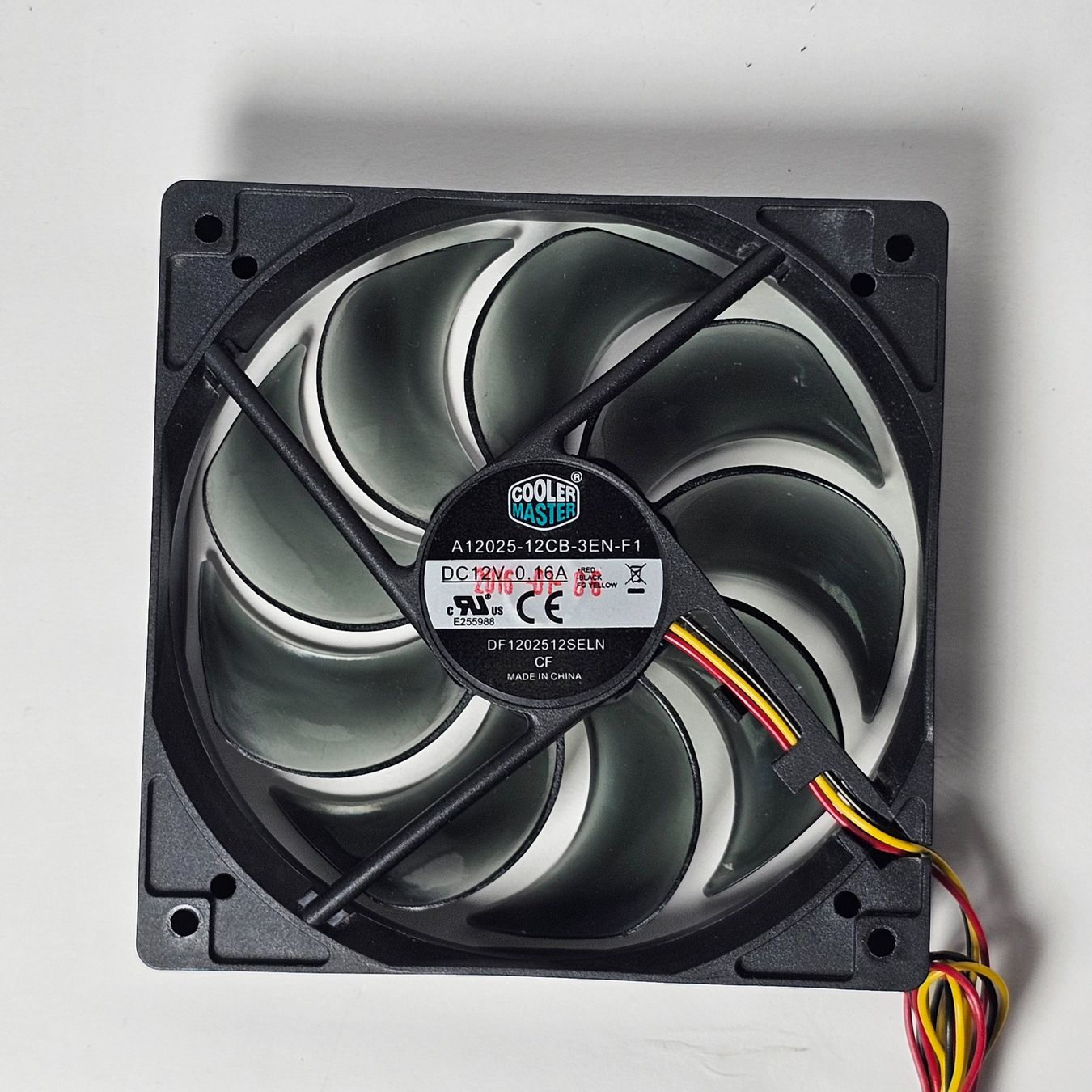 Ventilatoren: 2x Cooler Master Gehaeuseluefter 120mm – Gebraucht aus Goldau von MarketVentures 1