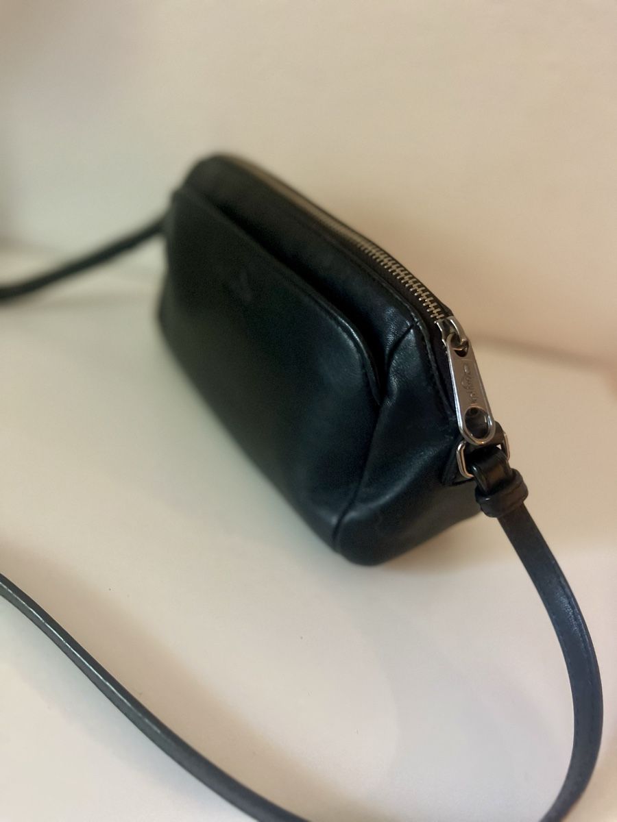Kipling Taschen für Damen: Original Kipling Leder-Umhängetasche Schwarz 23x14 cm – Gebraucht aus Möhlin von mil_h55x 3